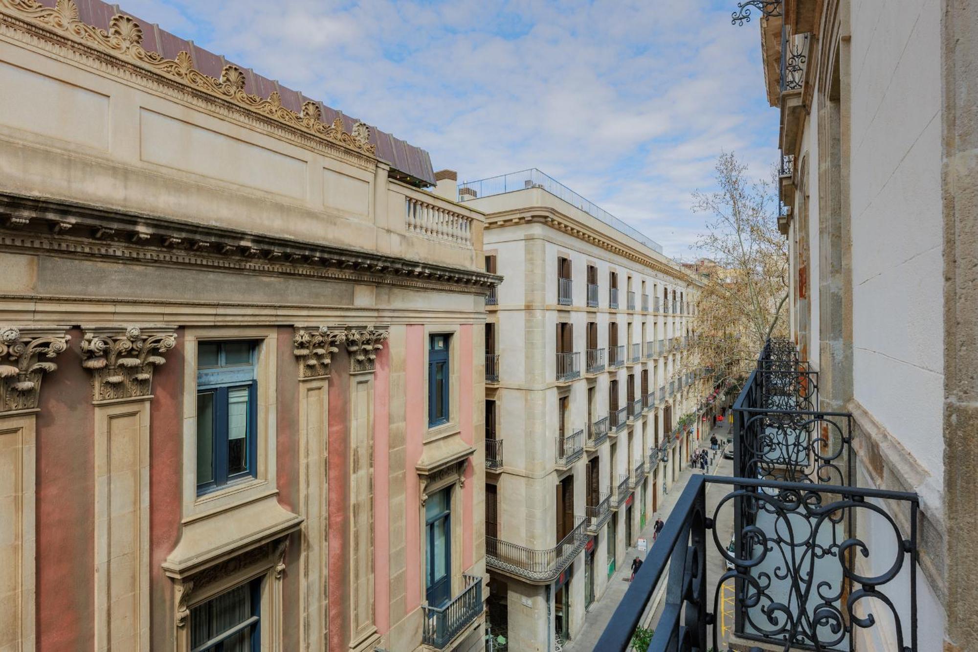 Hotel Medinaceli New Reopening 2025 Barcelona Room photo